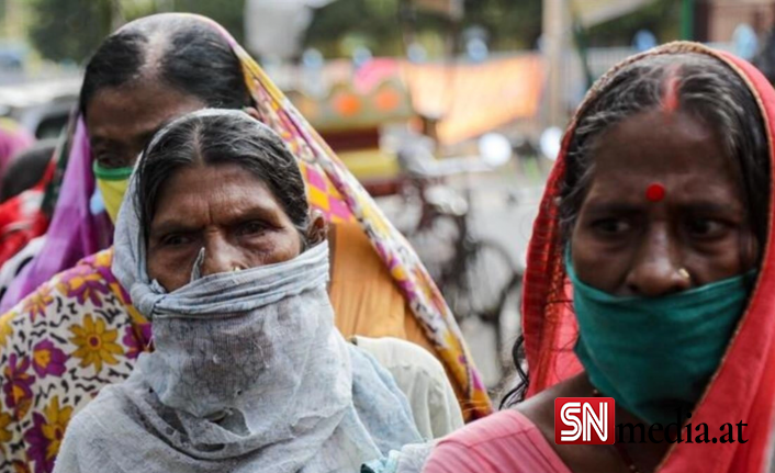 Covid: Hindistan'da oksijen sıkıntısı sürüyor, günlük vaka sayısı 350 bine yaklaştı
