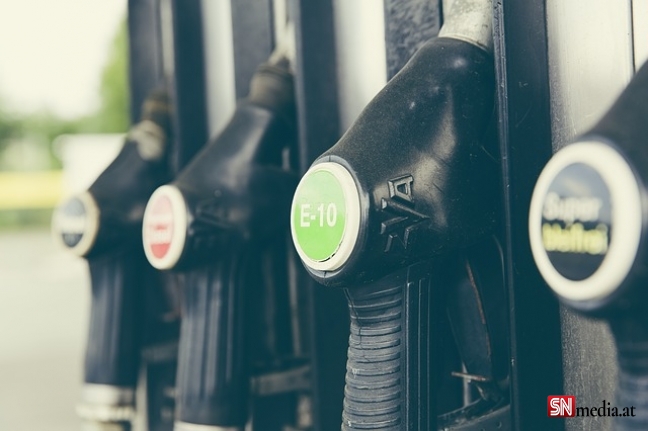 Petrol fiyatları 6 gün üst üste değer kaybetti, son 3 ayın en düşük seviyesine geriledi