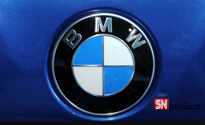 BMW, araç rengini saniyeler içinde değiştiren yeni teknolojisini tanıttı