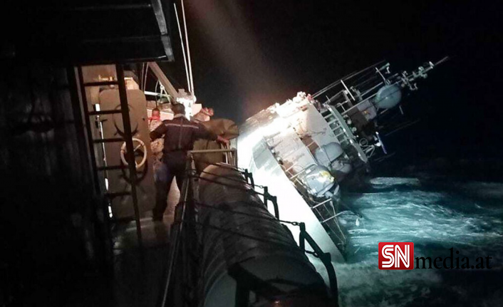 Tayland'da savaş gemisi battı; kayıp 30'dan fazla denizciyi arama faaliyetleri sürüyor