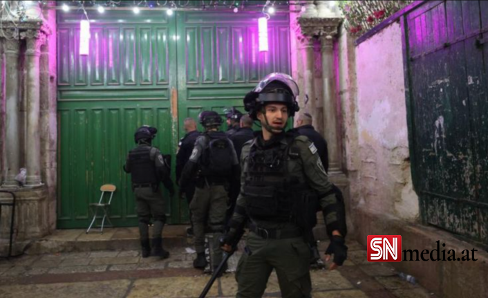 İsrail polisi Mescid-i Aksa’ya baskın düzenledi, 350 Filistinliyi gözaltına aldı